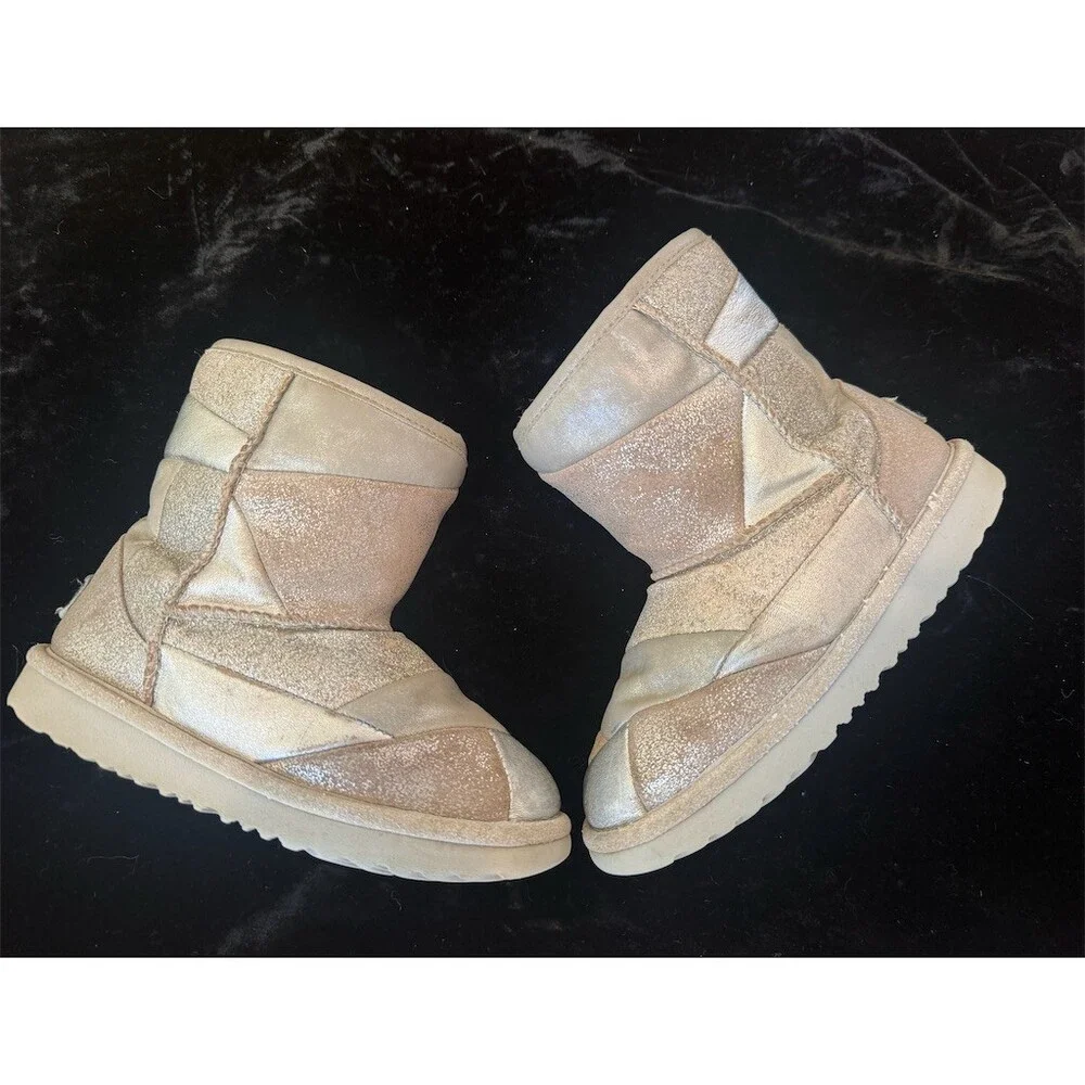 UGG Classic Short II Patchwork Boots Girls Cute Glitter Slip On US 12 Silver